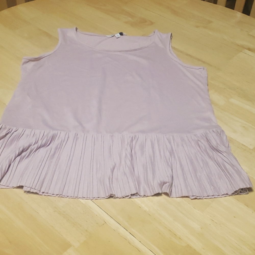 Sleeveless top